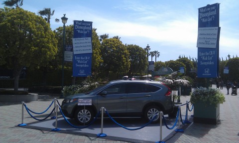 I am at #Disneyland this afternoon.  There is a Honda display at the Mickey & Friends tram stop.