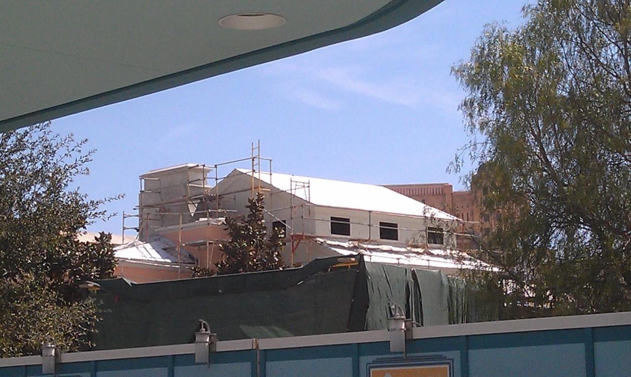 This week more of the mesh is removed so the Buena Vista St facades are more visible.