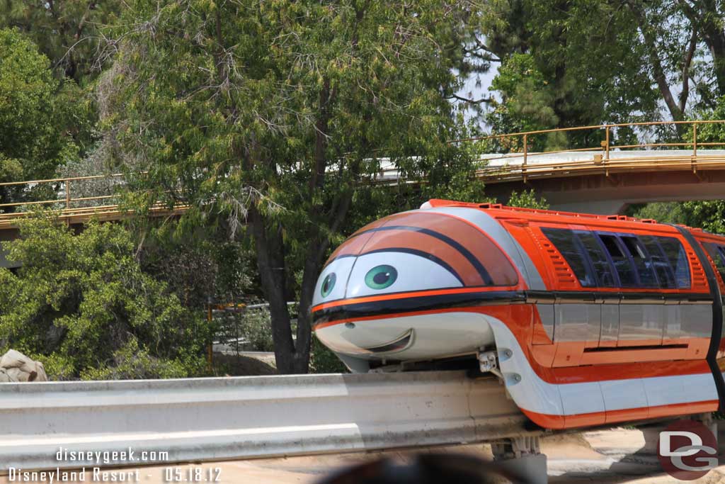 2012 - Disneyland - Mona Monorail (Orange)