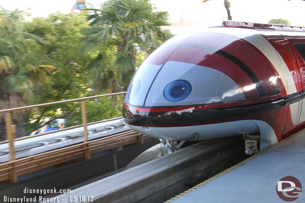 2012 - Disneyland - Manny Monorail (Red)