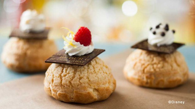 Mousse-Filled Cream Puffs