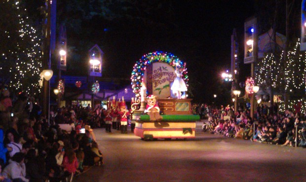 The first Christmas Fantasy parade of the year making its way toward Small World