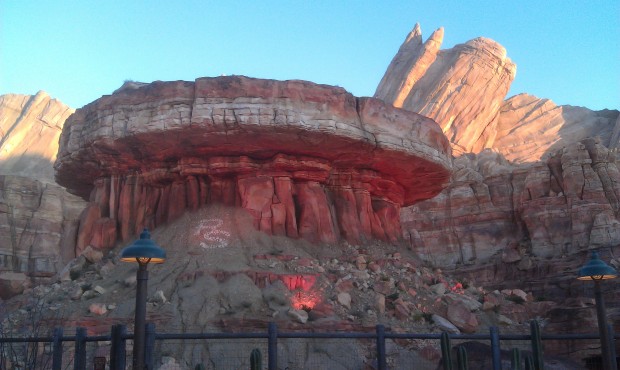A random Ornament Valley picture from #CarsLand