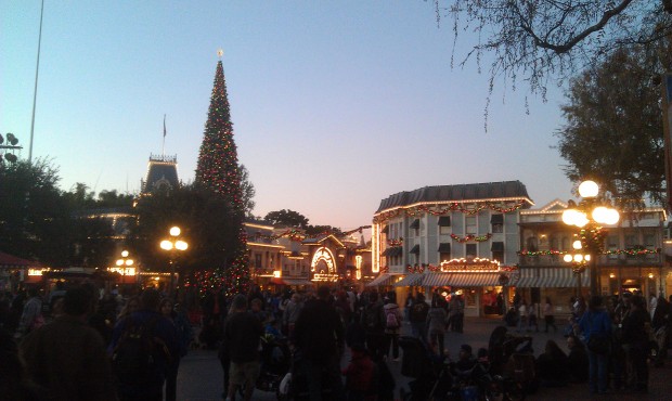 Back to #Disneyland and Main Street USA