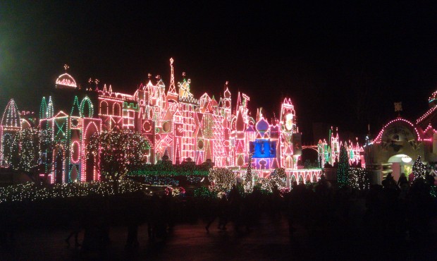 This is the last weekend to enjoy Small World Holiday until Nov.