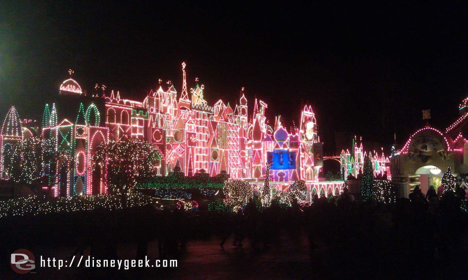 This is the last weekend to enjoy Small World Holiday until Nov.