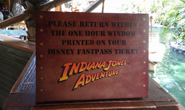 FastPass machines now have signs reminding guests of the return time policy which is going to be enforced now