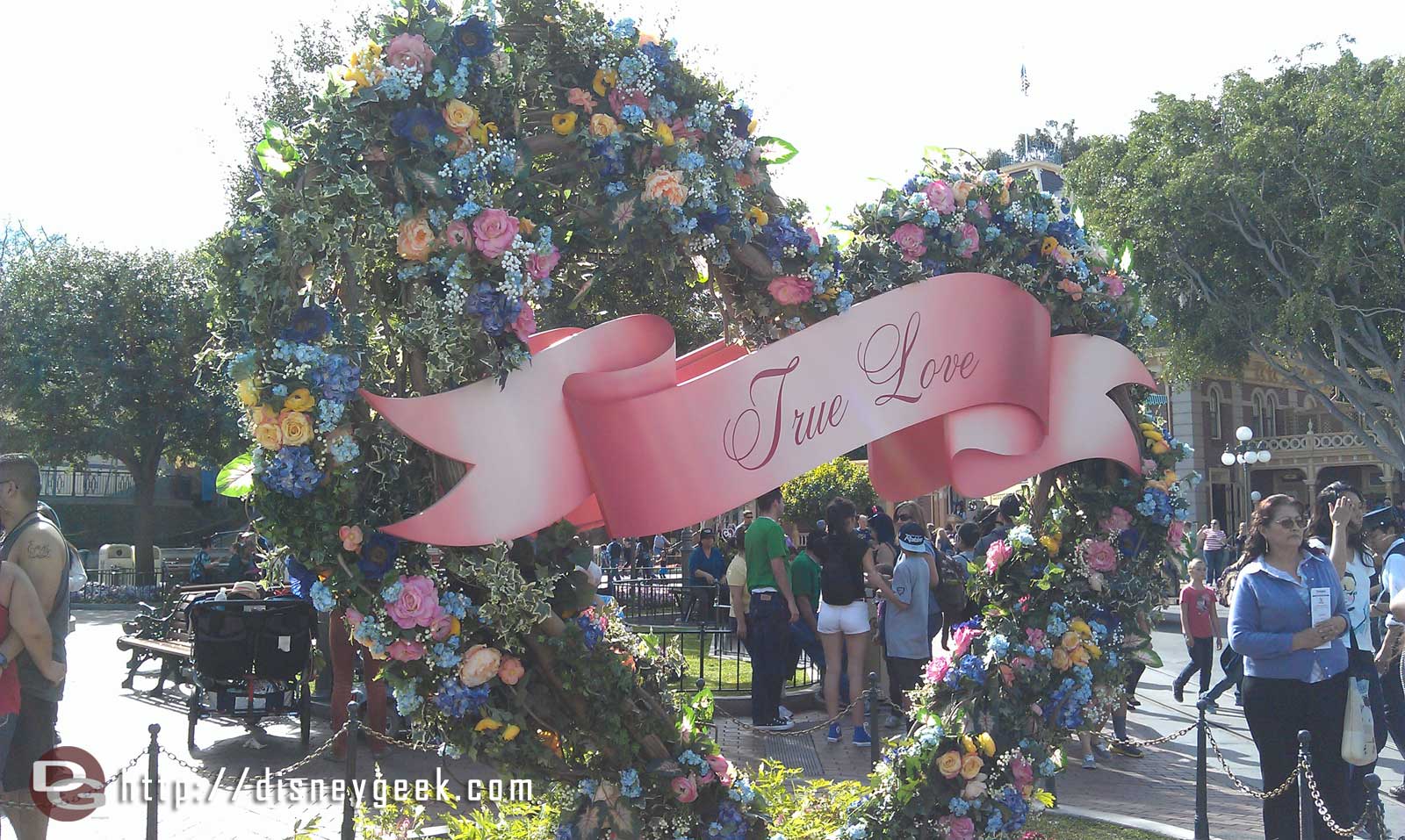 True Love Week is going on with photo ops on Main Street LimitedTimeMagic