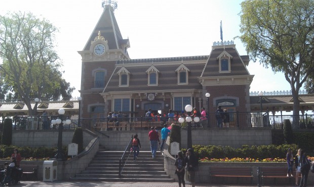 The Main Street Train Station is back in operation this week at #Disneyland