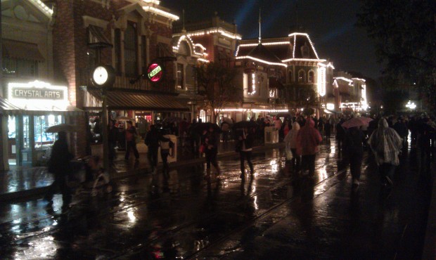 The rain has begun. A look at Main Street