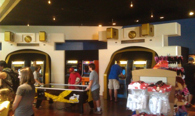 Walls are down in the Starcade.  More merchandise and some games, including Fix It Felix Jr.