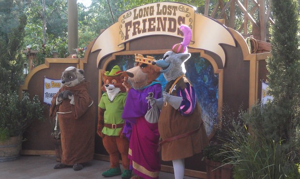 The Robin Hood cast at #longlostfriends week at the Big Thunder Jamboree #limitedtimemagic