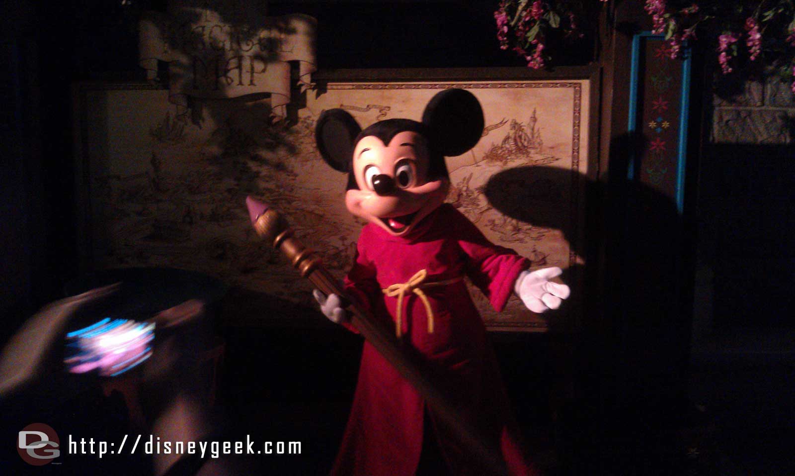 Mickey celebrating after the Premiere of his new show JustGotHappier