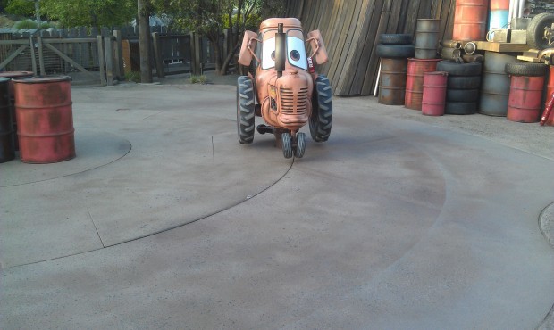 Square dancing with Mater and the baby tractors in #CarsLand