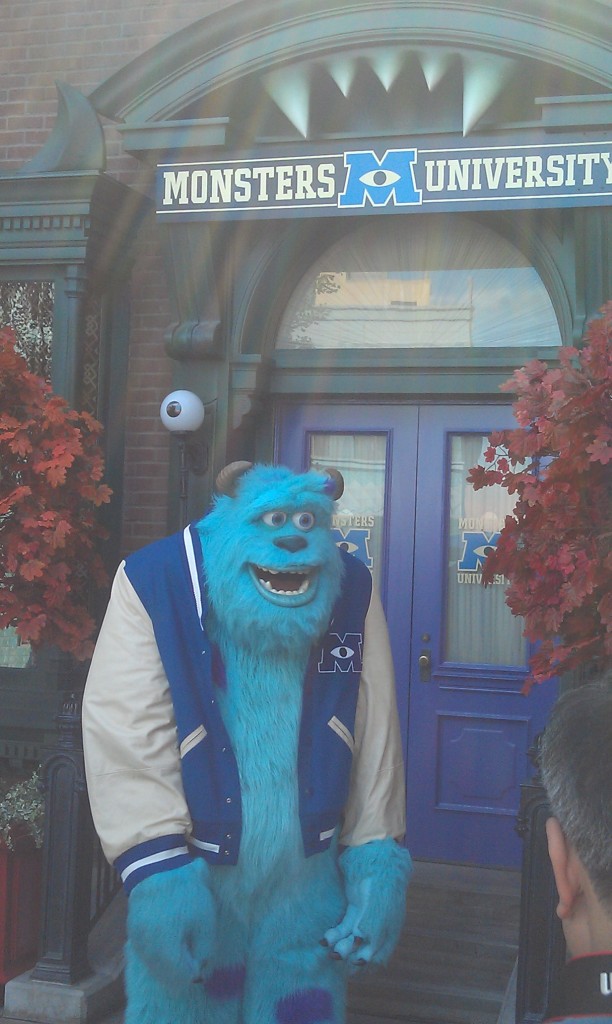 Sulley out for pictures by his dorm