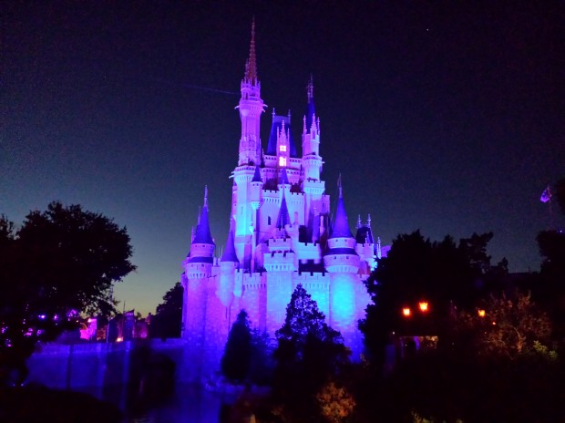 Cinderella Castle before the lighting event