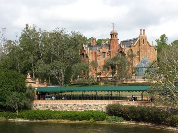 The Haunted Mansion from the Liberty Belle