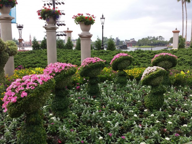 Epcot - International Flower & Garden Show - Fantasia Topiaries