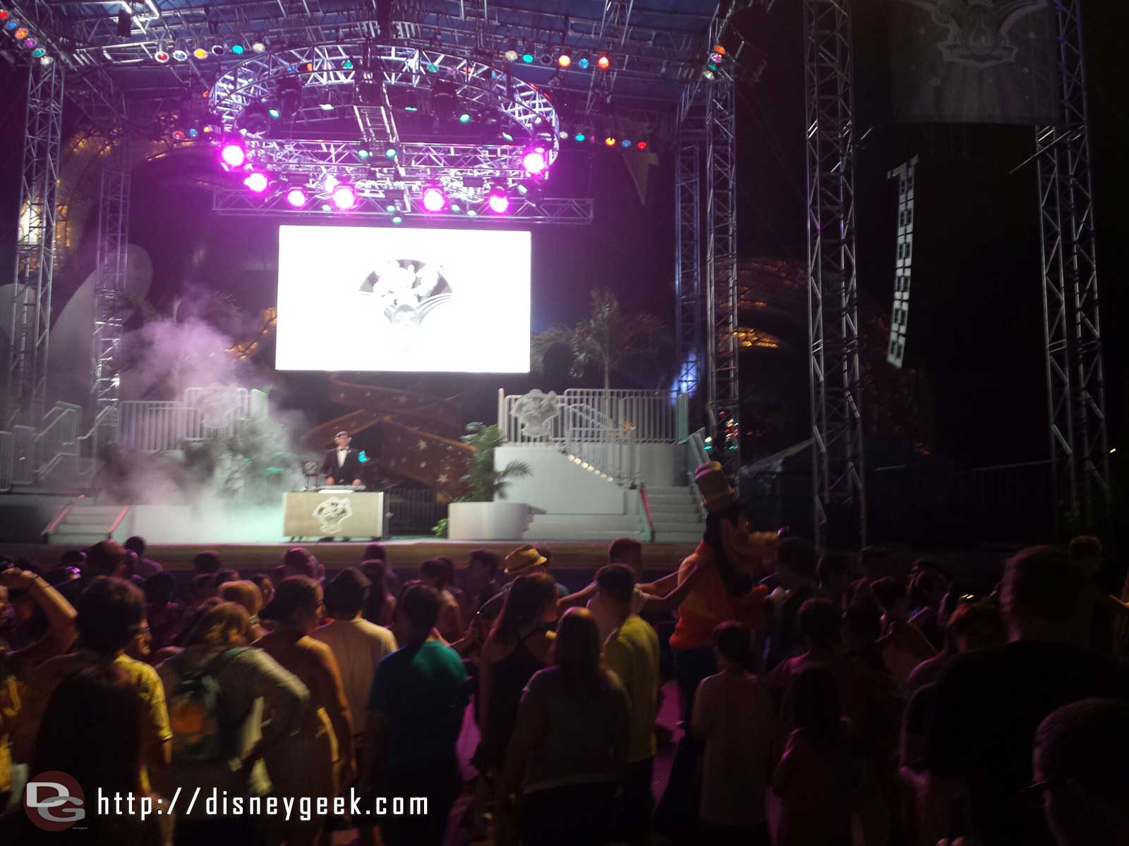 A DJ and Dance Party were on the Main Stage