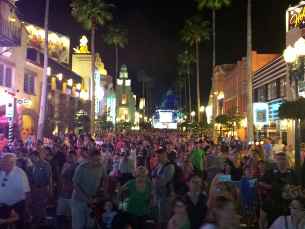 The crowd on Hollywood Blvd heading for the exits after the fireworks.