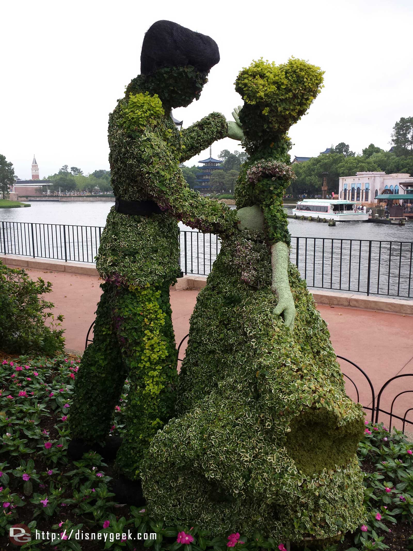 Cinderella & Prince Charming topiaries at the Epcot International Flower & Garden Festival