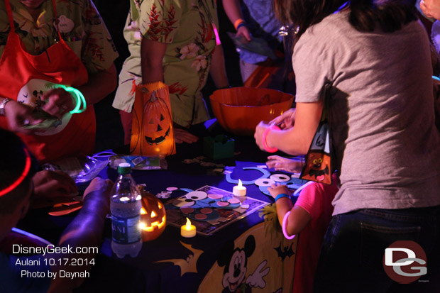 There were crafting stations all over the Aulani Halloween Ho'Olaule'A with Disney Friends