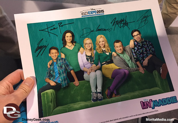Autographed Liv and Maddie Cast Photos were handed out during their Photo Opportunity