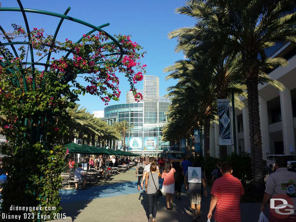 Arriving at the convention center for Day 2. It seemed less crowded because the big Hall D23 line was out of site.