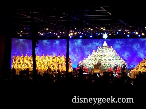 The Candlelight Processional - Joe Morton was the guest narrator.