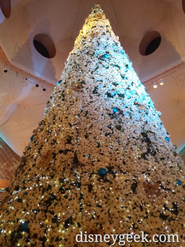 Dolphin Christmas Tree