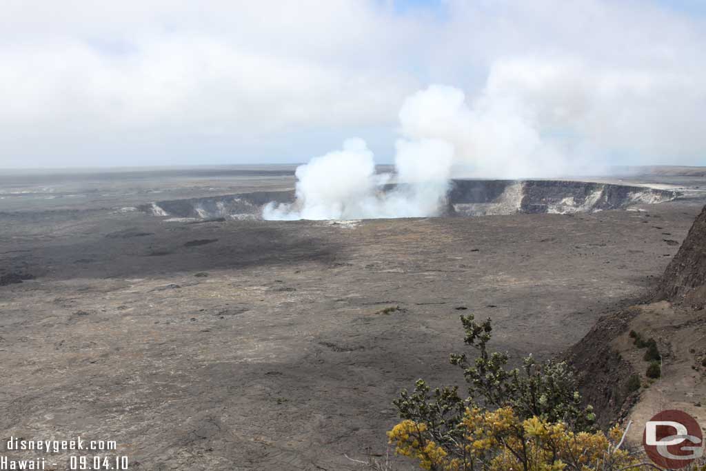 Volcanoes National Park - an active vent