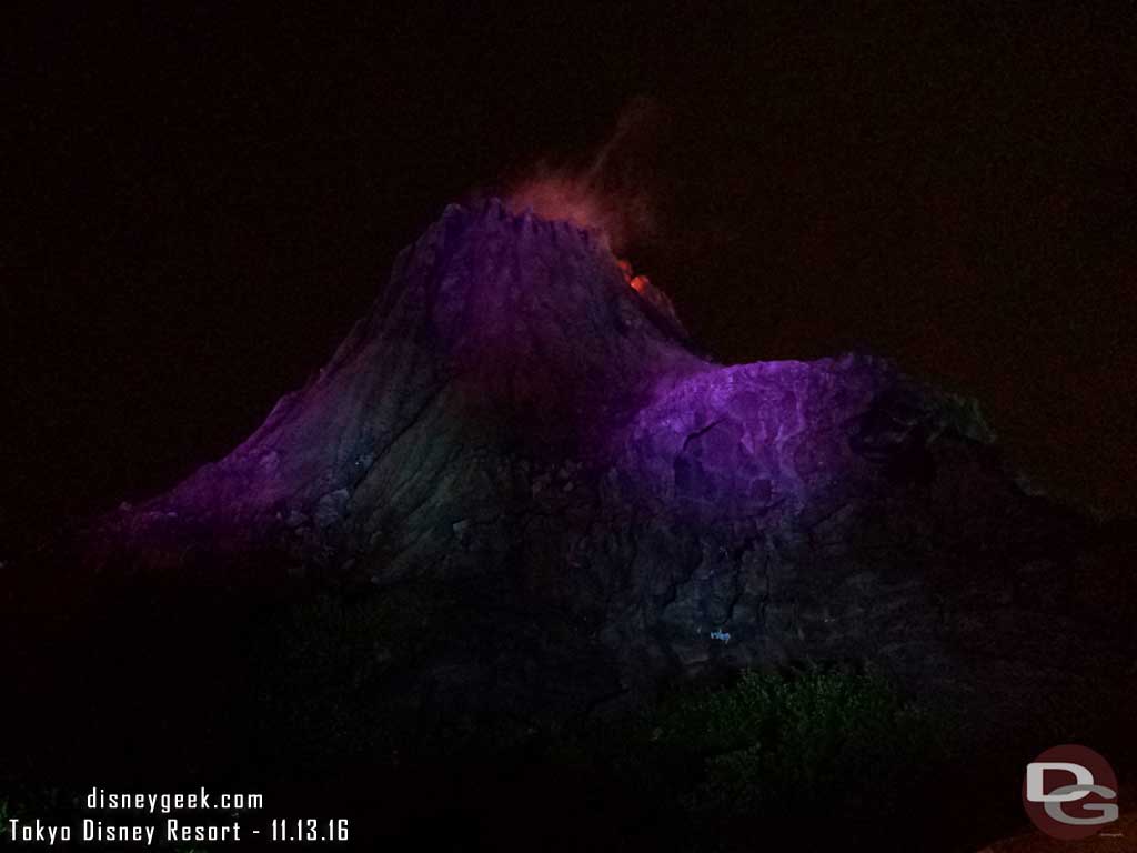 Tokyo DisneySea - Looks ready to erupt but nothing happened..