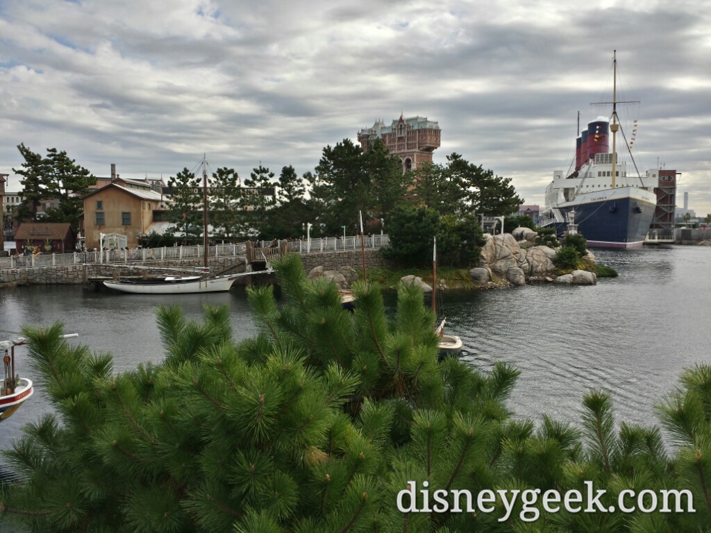 Tokyo Disneyland - American Waterfront - Cape Cod 