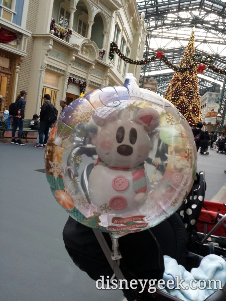 Tokyo Disneyland -Christmas Balloon