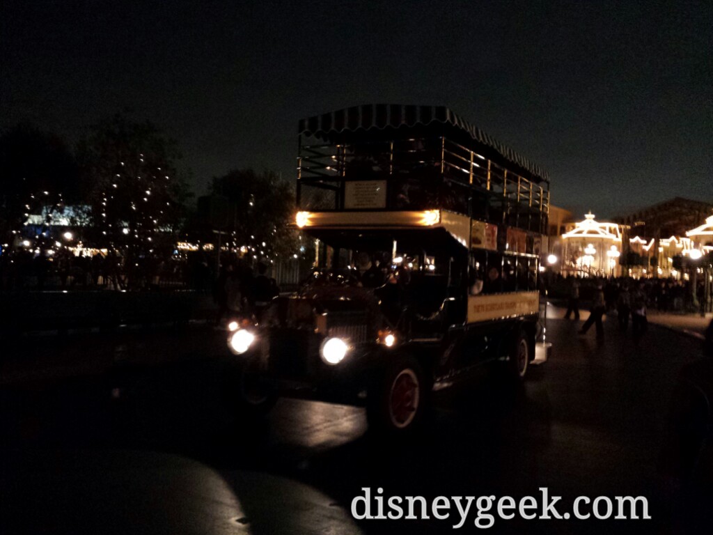 Tokyo Disneyland - Night time Omnibus operation