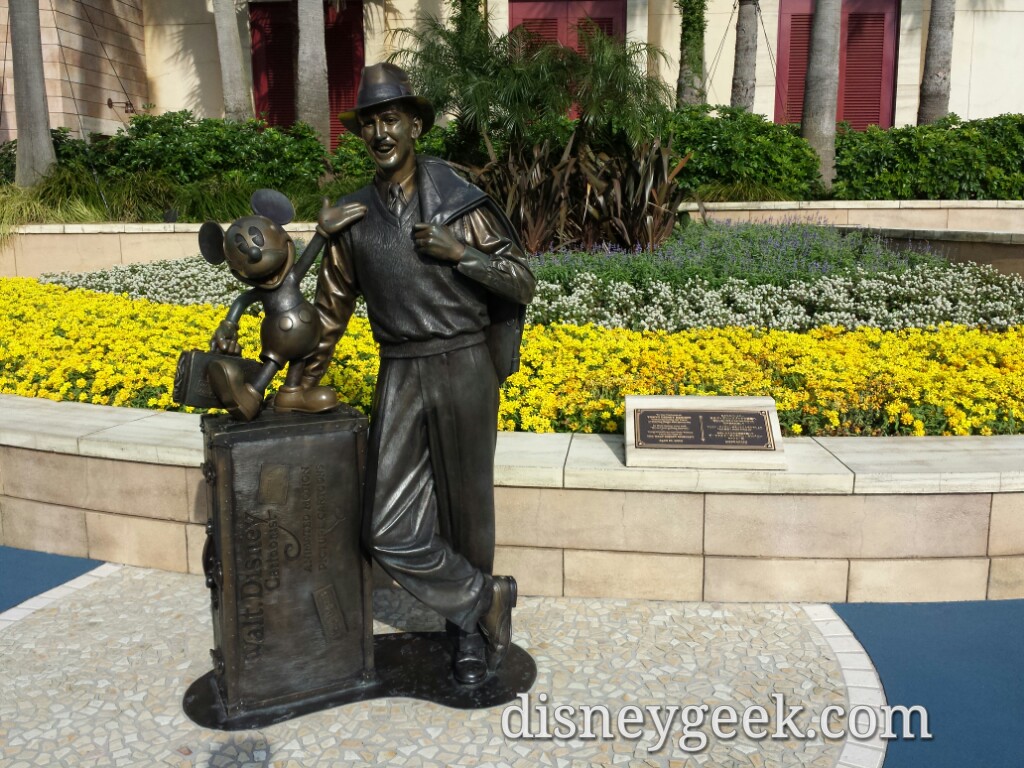 Tokyo DisneySea - Storytellers Statue