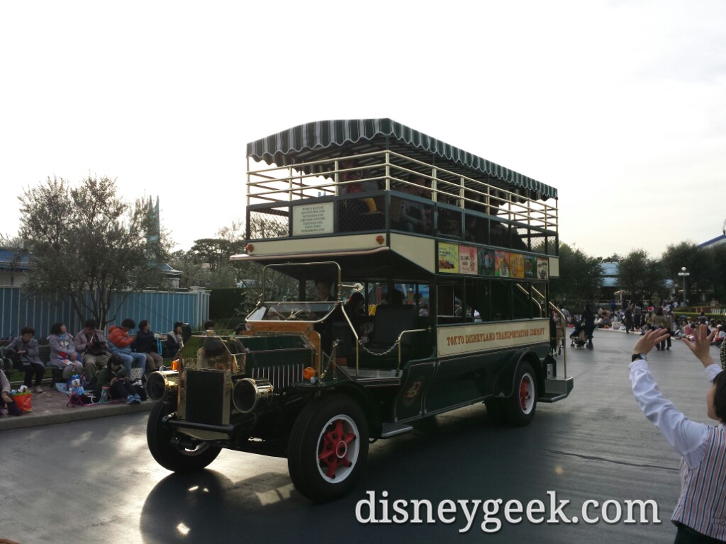 Tokyo Disneyland - Omni Bus in the Central Plaza