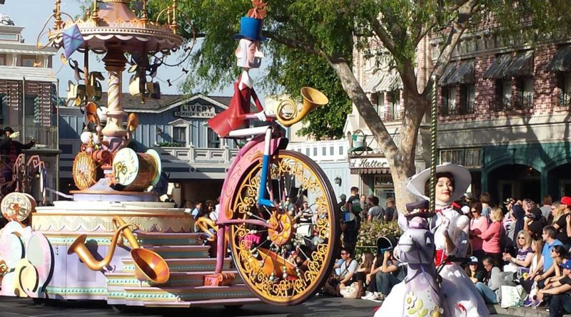 Mickeys Soundsational Parade