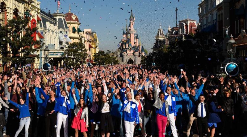 Disneyland Paris 25th Anniversary - Cast Photo
