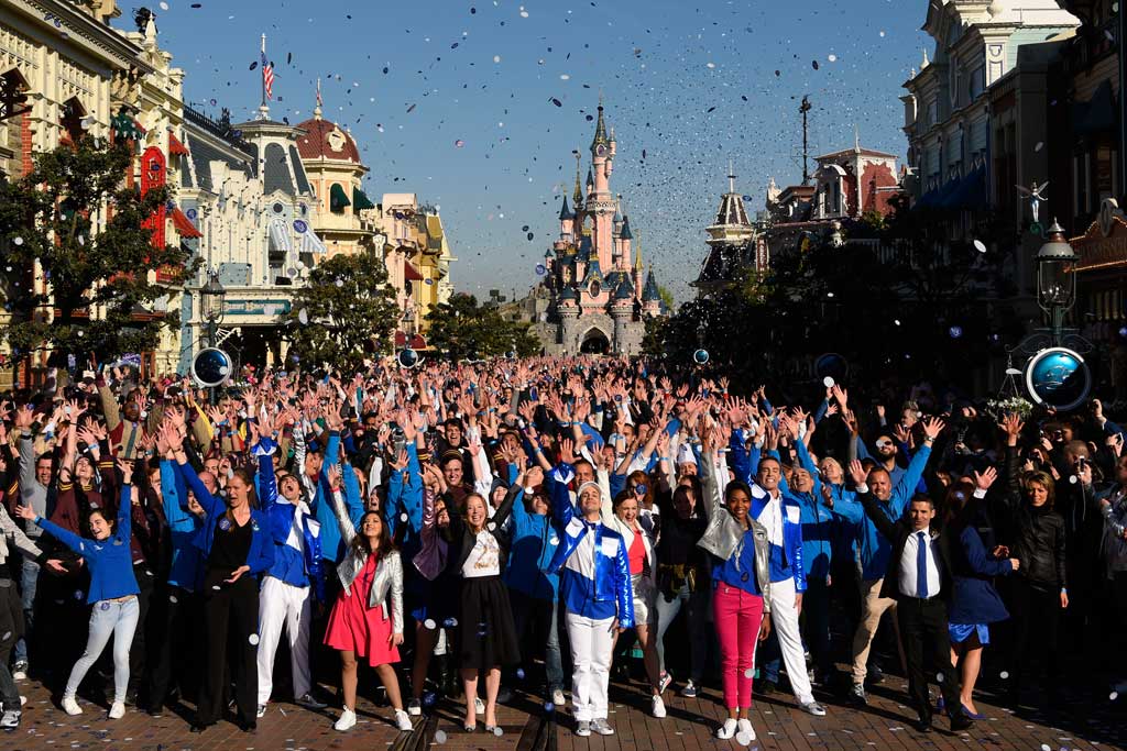 Disneyland Paris 25th Anniversary - Cast Photo