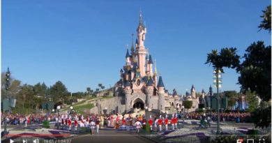 Disneyland Paris 25th Replay