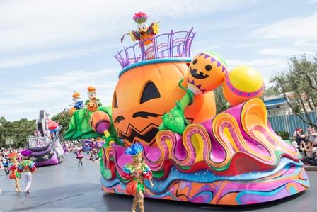 "Halloween Pop'n LIVE" at Tokyo Disneyland (Photo from 2016