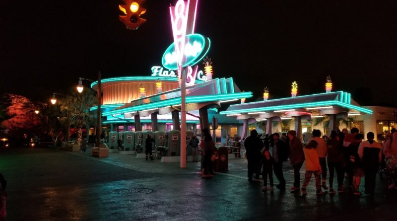 Cars Land as a light drizzle has started – The Geek's Blog @ disneygeek.com