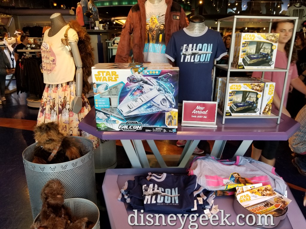 solo a star wars story merchandise