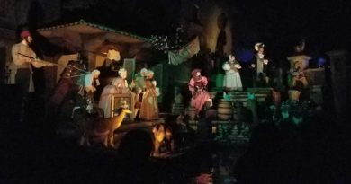 Pirates of the Caribbean Auction Scene