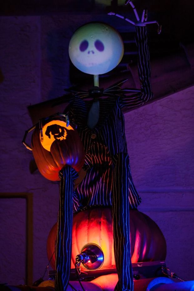 Guest Post: Nightmare Before Christmas Halloween Decorations