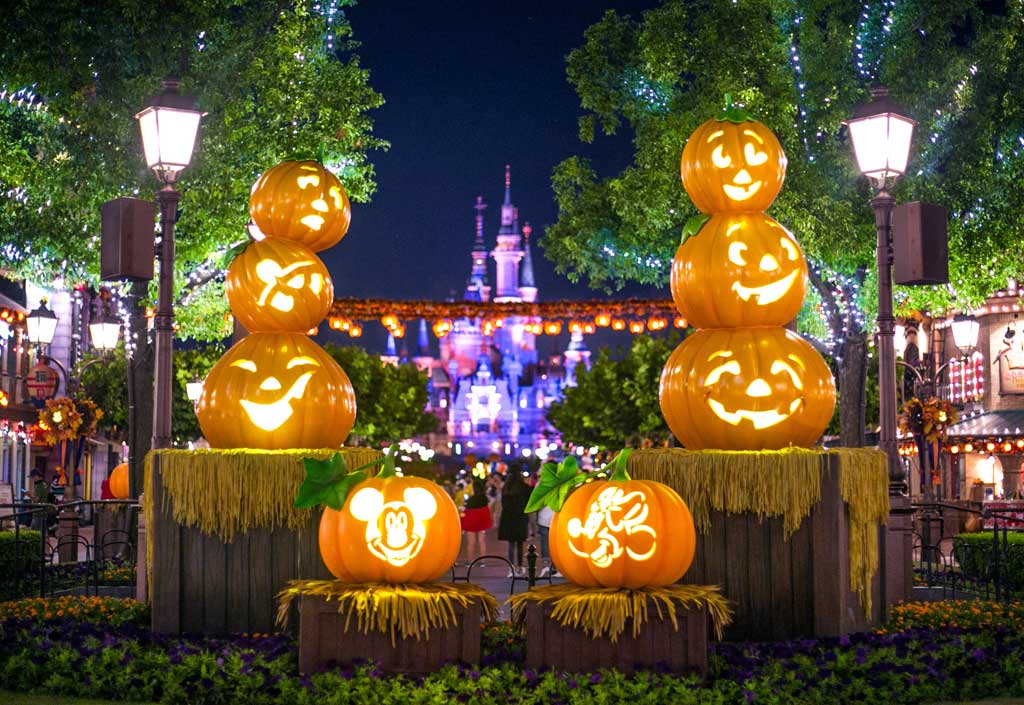 Succumb to the Spooky Fun at Shanghai Disney Resort this Halloween 01