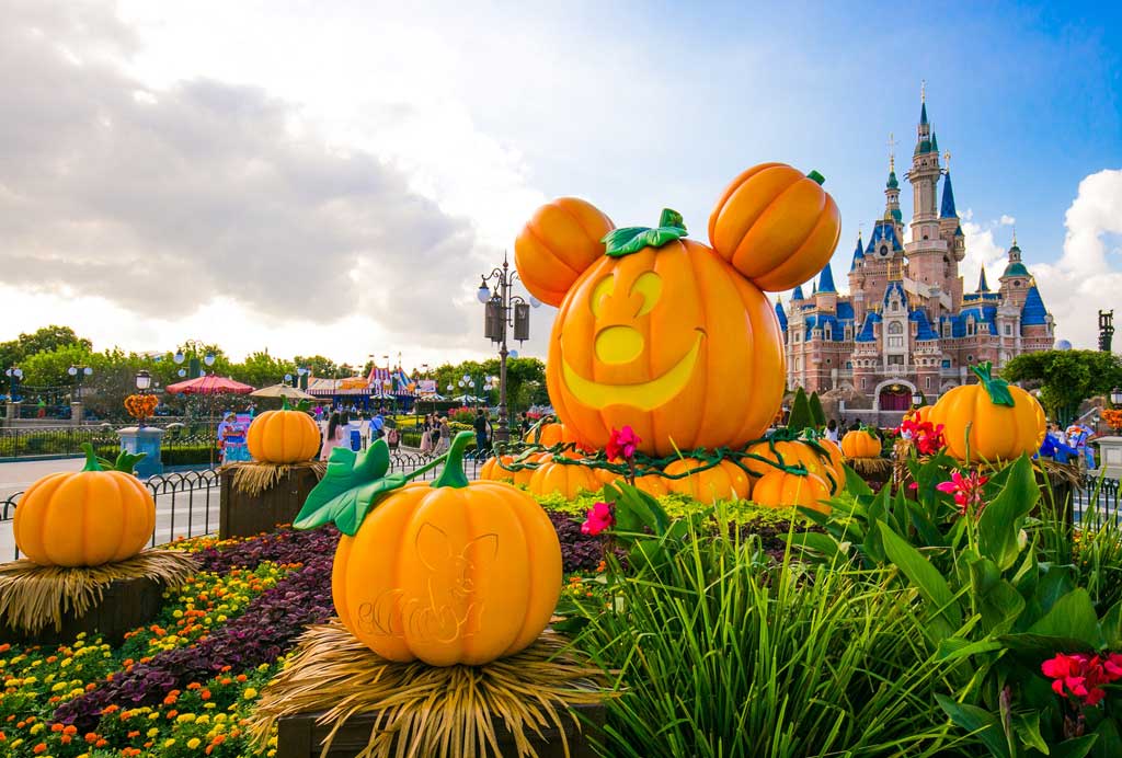 Succumb to the Spooky Fun at Shanghai Disney Resort this Halloween 02