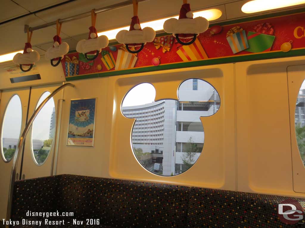 Tokyo Disney Resort Line Christmas 2016
