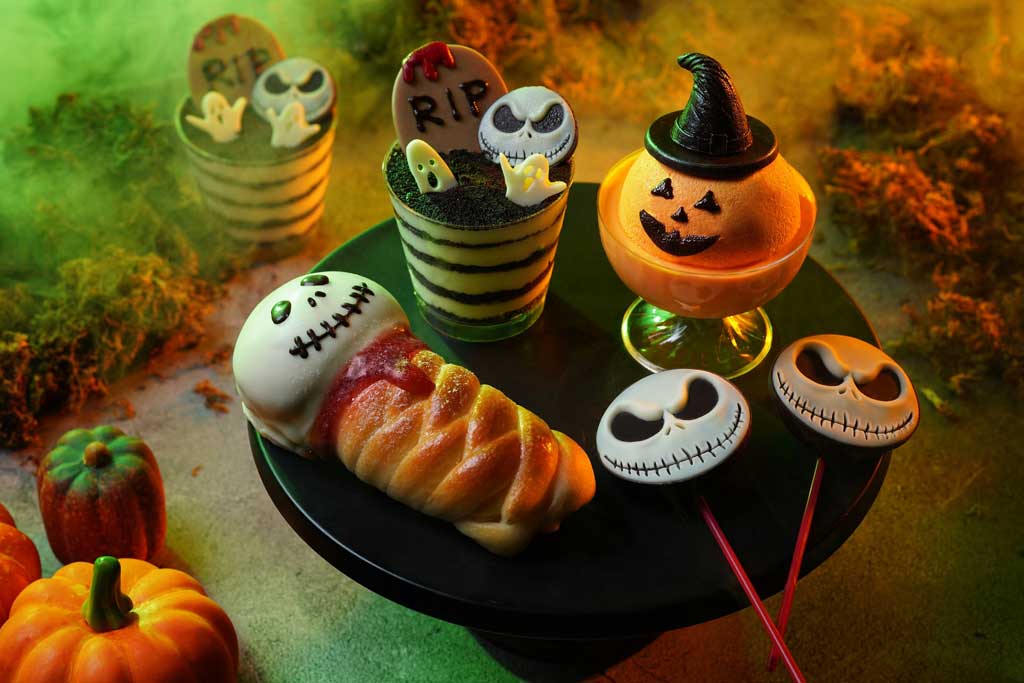 Hong Kong Disneyland - Halloween - More than 40 mouth-watering Halloween-themed treats await guests this year at Disney Halloween Time.